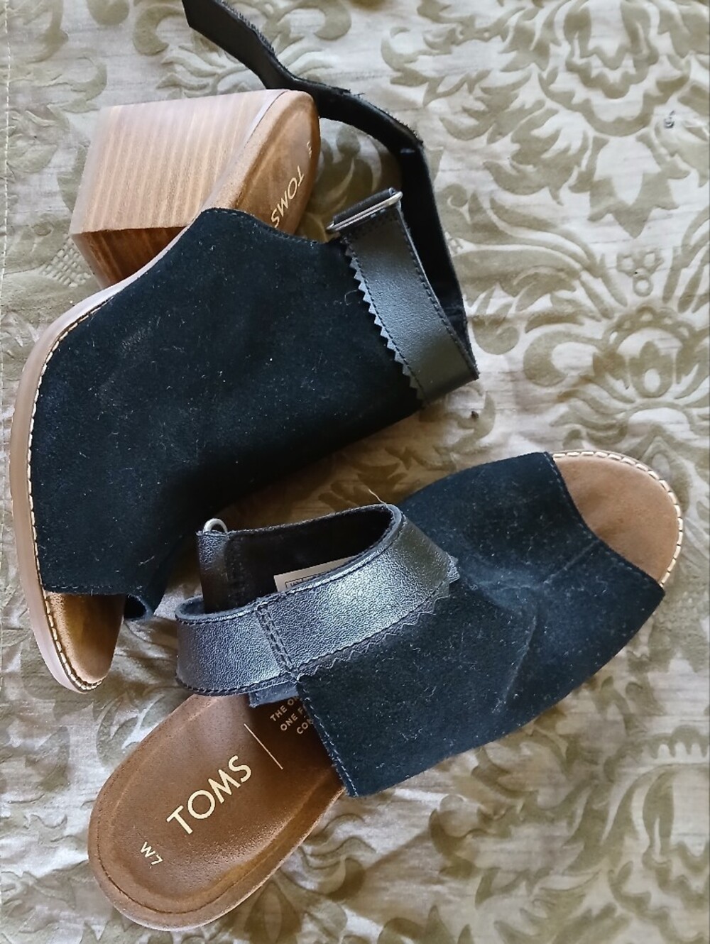 TOMS Size 7 Black Suede Open-Toe Block Heel Mules
